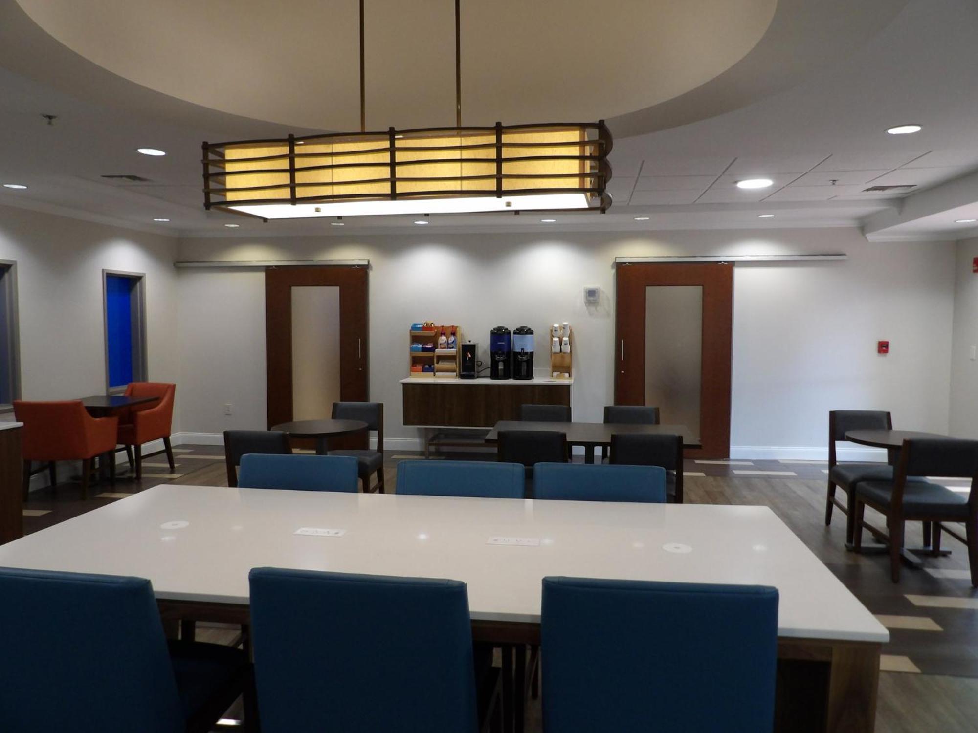 Holiday Inn Express & Suites - Huntsville Airport By Ihg Μάντισον Εξωτερικό φωτογραφία