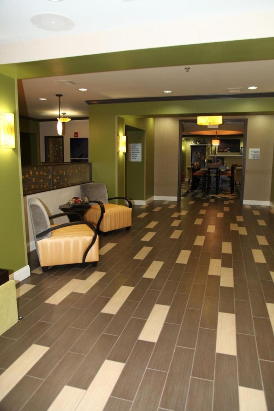 Holiday Inn Express & Suites - Huntsville Airport By Ihg Μάντισον Εξωτερικό φωτογραφία