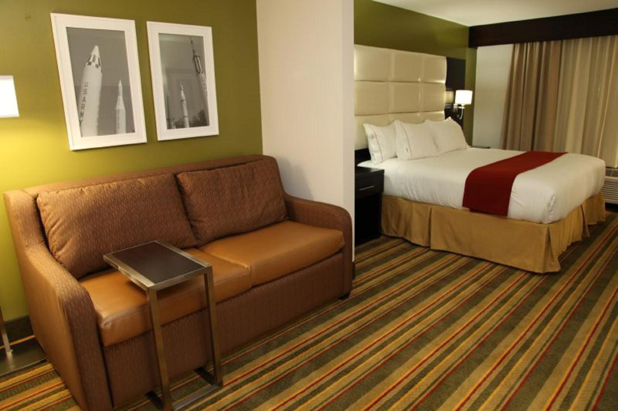 Holiday Inn Express & Suites - Huntsville Airport By Ihg Μάντισον Εξωτερικό φωτογραφία